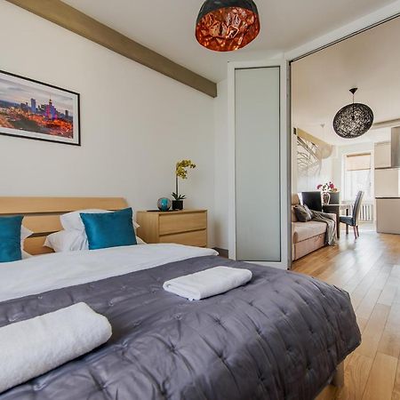 Dworzec Centralny P&O Serviced Apartments Warsaw Exterior photo